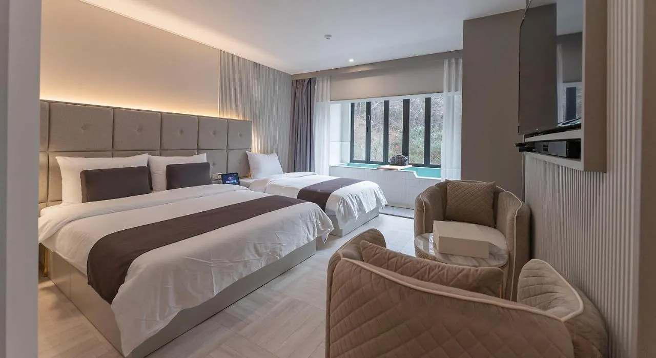 Denbasta Forest Hotel Busan
