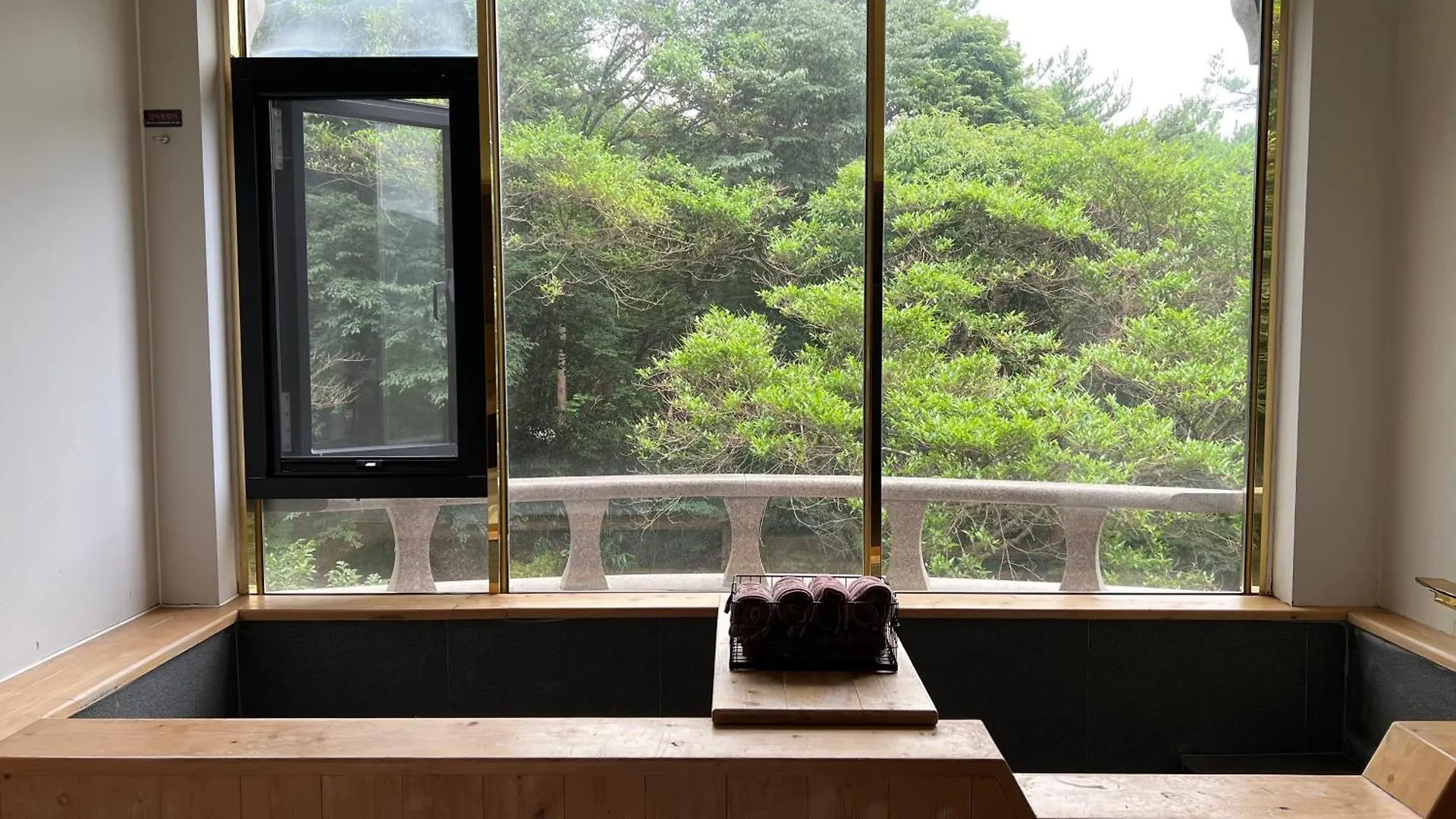 Denbasta Forest Hotel Busan